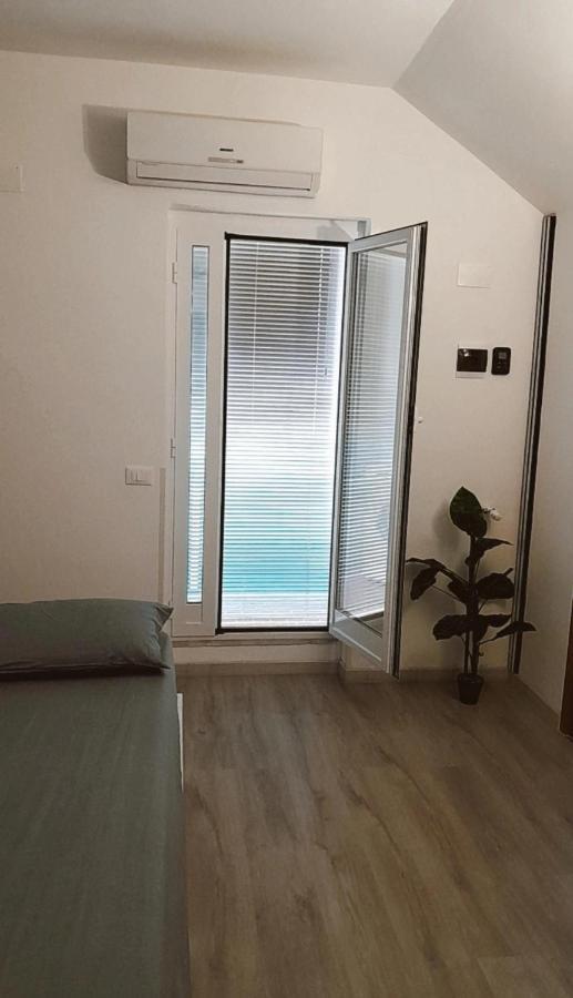 Nido Su Savona Apartment Bagian luar foto